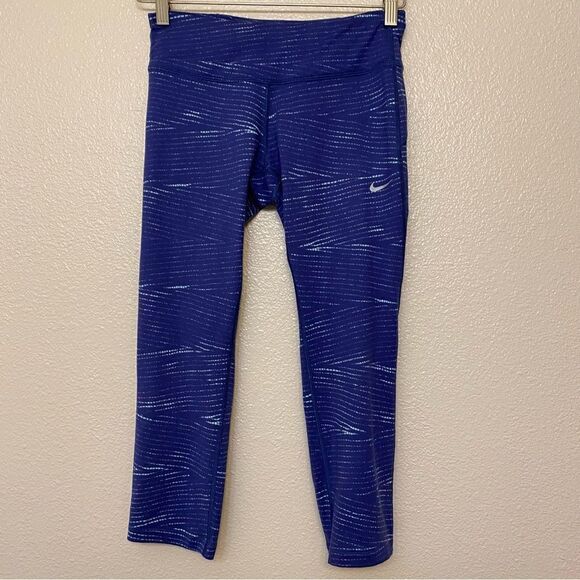 NIKE Epic Run compression Fit Womens Capri Training reflective leggings -S - Picture 3 of 12